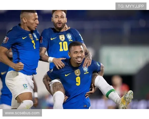 巴西足球联赛最新积分榜分析：争冠形势愈加激烈，各队表现出色