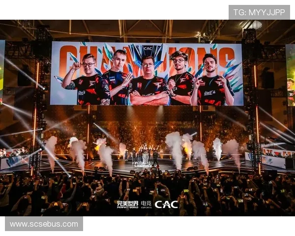 《2025年全球电竞大赛开幕 各大战队争夺冠军宝座》